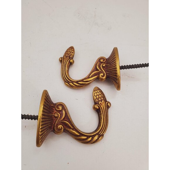 Pair of 2 Vintage Gold solid brass Hook Or Curtain Tie Back Wall Mounted Hook - Picture 8 of 10